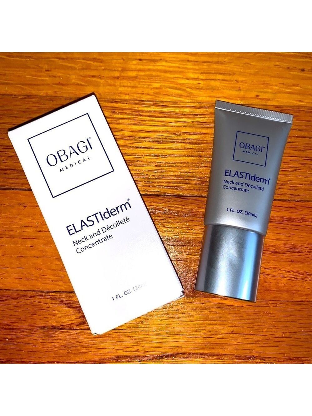 OBAGI ELASTIderm Neck Décolléte Concentrate Anti-Aging Cream - Picture 3 of 16
